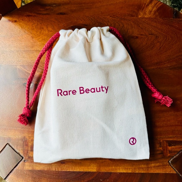 Rare Beauty Positive Light Enlighten Highlighter & Applicator Brush with Bag - Picture 3 of 12